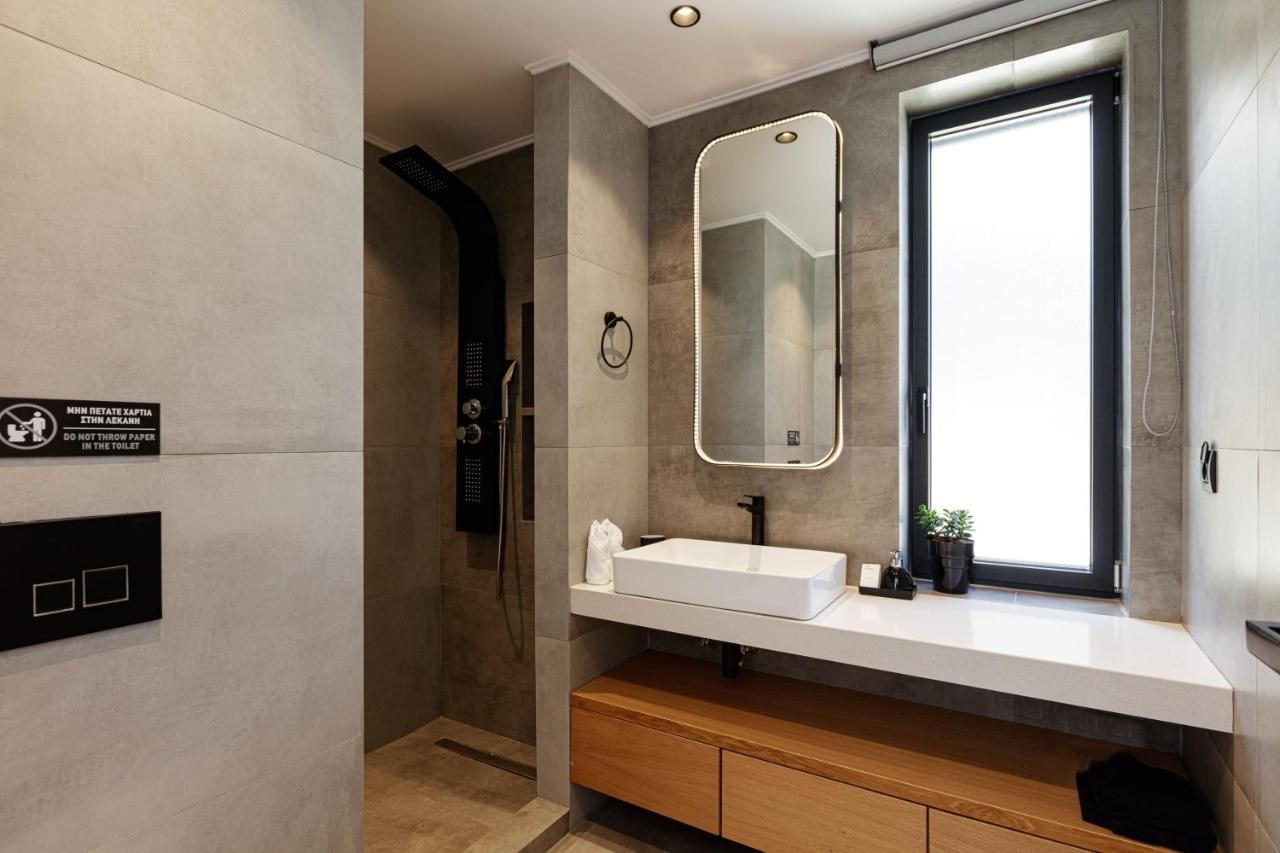 Physis - Metal & Wood Villa *